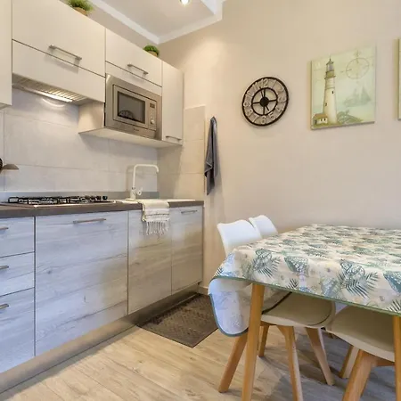 Apartment Via Lido